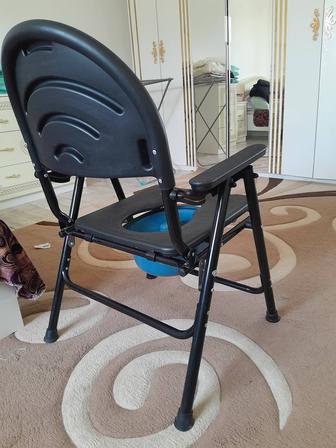 Кресло-туалет (санитарный стул) для инвалидов и пожилых