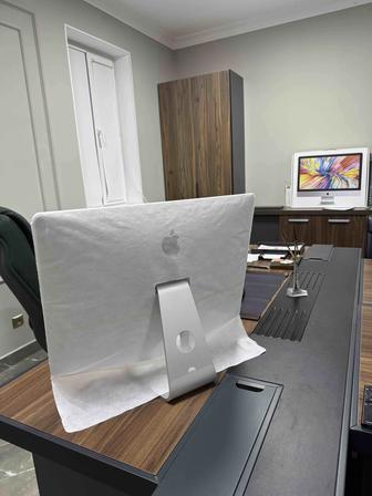 iMac компьютер