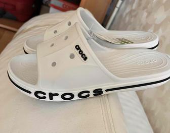 Отличные новые Кроксы 38 размер Вьетнам