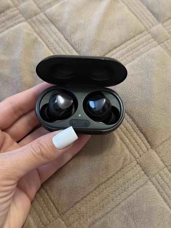 Наушники Samsung Galaxy Buds, черный