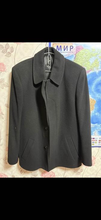 Продам мужское демисезонное пальто