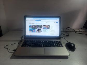 Ноутбук Asus hdd 500 gb озу 4 гб Зарядка мышка