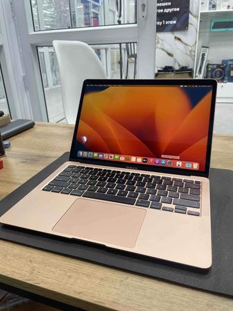 Макбук эир, MacBook Air m1