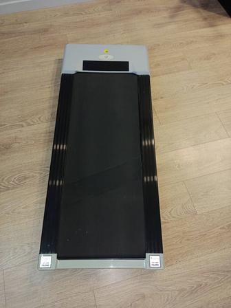 Продам беговую дорожку