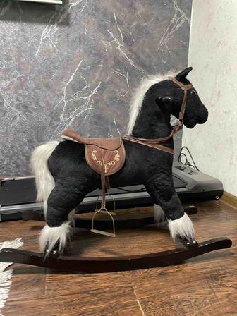 Лошадка-качалка