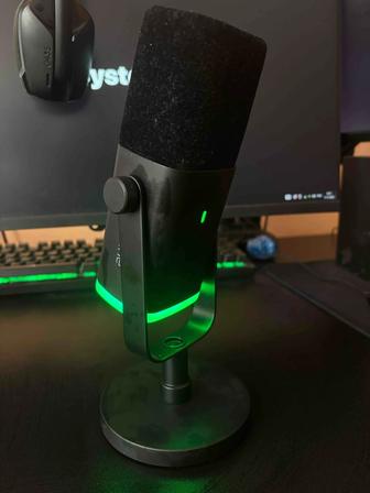 микрофон Fifine AM8