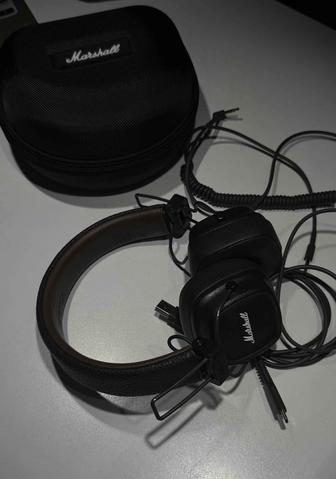 Наушники Marshall