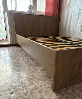 Кровать двухспальная