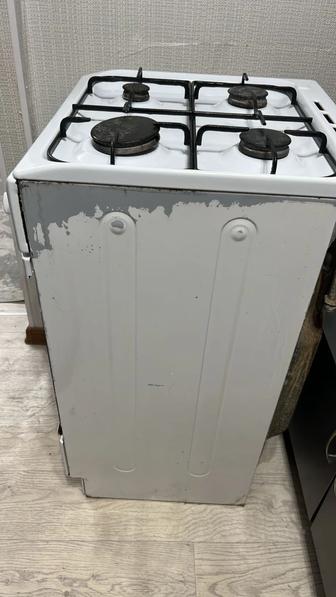 Продам газовую плиту 4 конф б/у