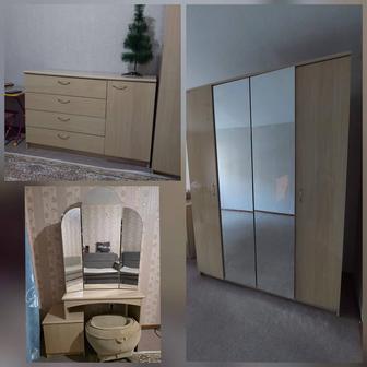 Шкаф,комод,трюмо