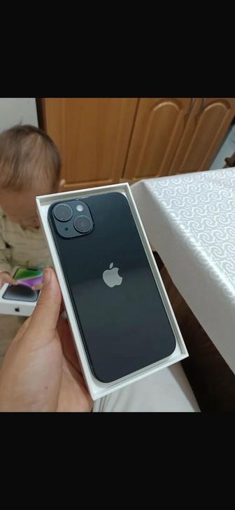 Продам Айфон 14