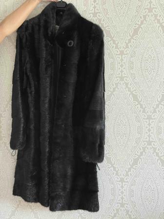 Продам норковую шубу