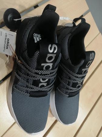 Продам кроссовки Adidas