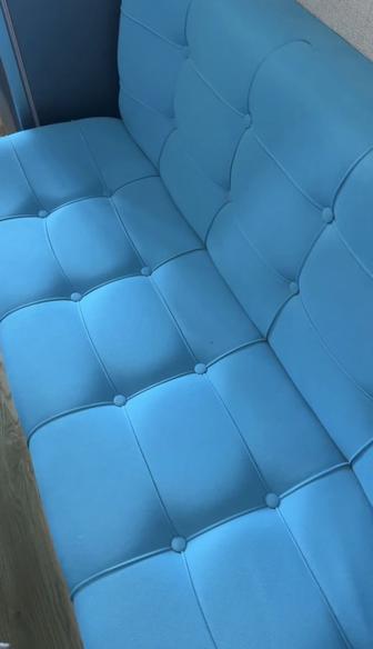 Диван книжка