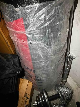 Продается новый боксерская груша