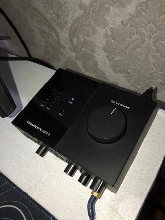 Звуковая карта NI Komplete Audio 2