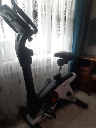 Вело-тренажер