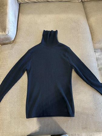 Водолазка UNIQLO