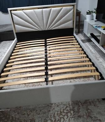 Продам кровать 100-тысяч тенге