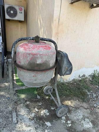 Бетономешалка 200 л