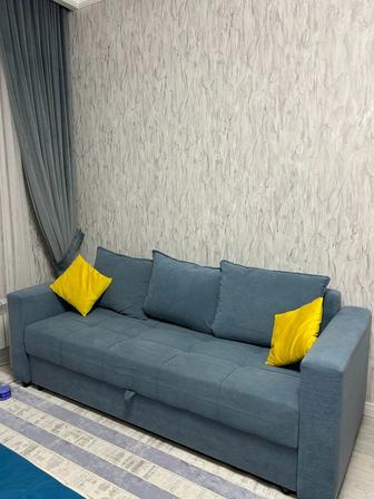 Диван плюс стол