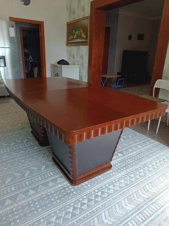 Продам стол
