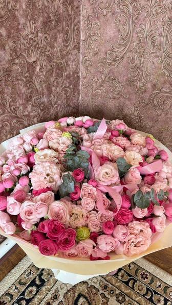 Микс цветов в букете