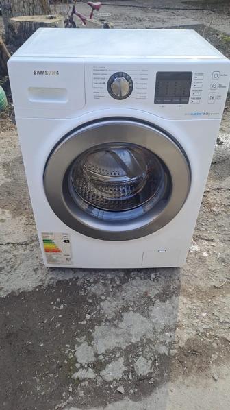 Продам стиральную машину