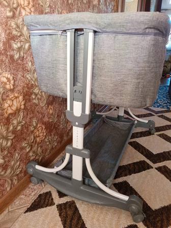 Продам детскую кроватку