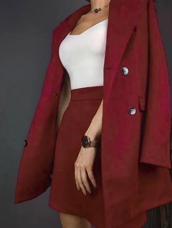 Женский костюм