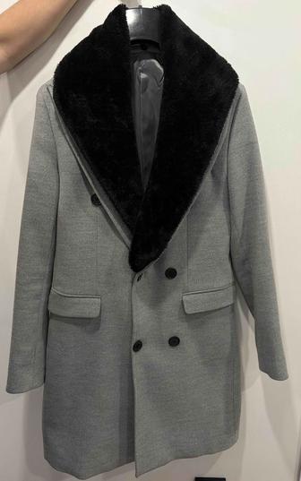 Продам мужское пальто