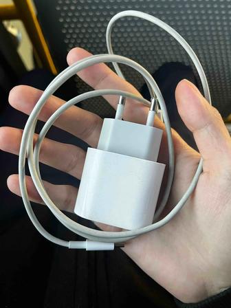 Зарядка на айфон