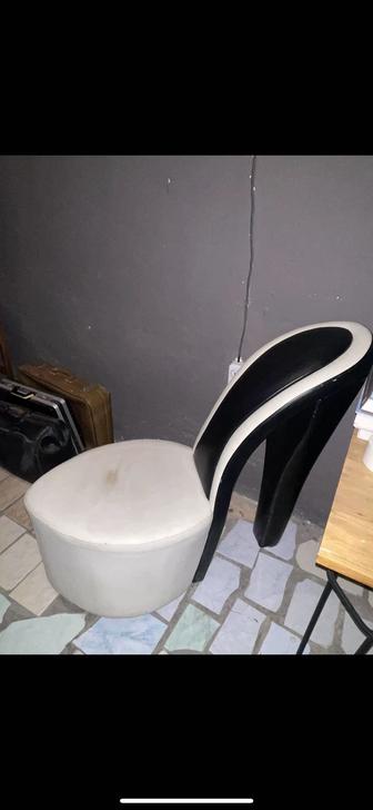 Продается кресло туфля