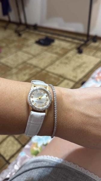 Часы бриллиант