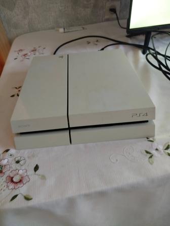PS 4 Slim
