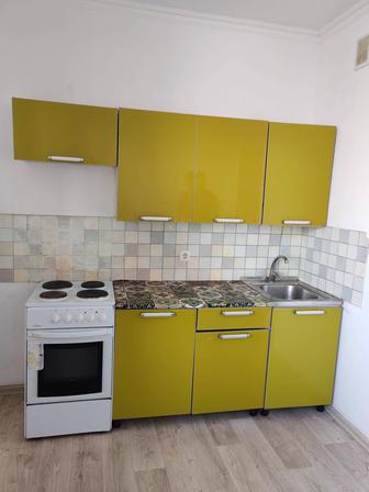 Отдам бесплатно кухонную зону