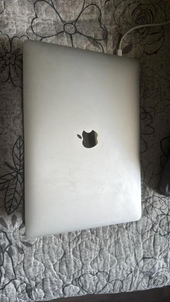 MacBook Air m1 256 GB SSD 8GB RAM
