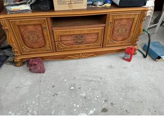 Продам тв тумбу