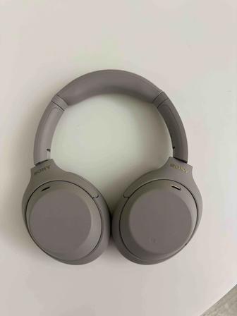 Продаются наушники Sony WH-1000XM4