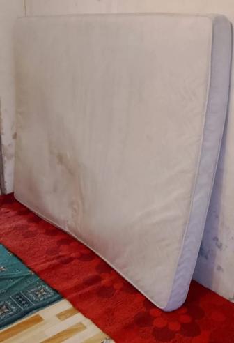 Отдам бесплатно матрас