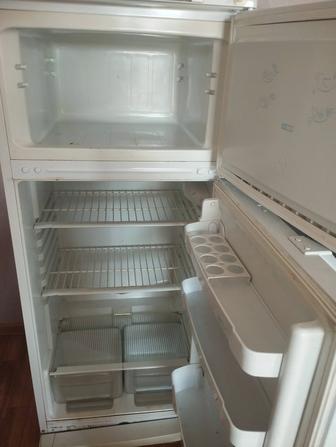 Продам Холодильник не дорогой