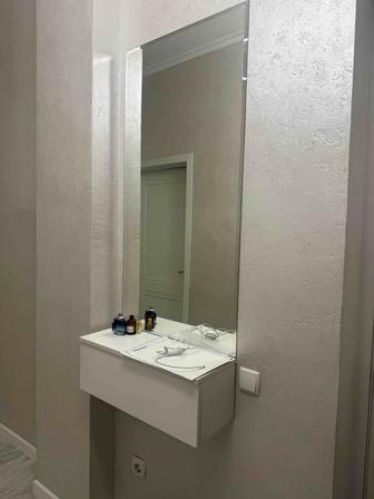 Зеркало тумба