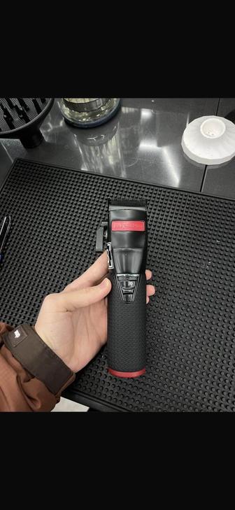 СРОЧНО машинка для стрижки
волос BaByliss boost pro