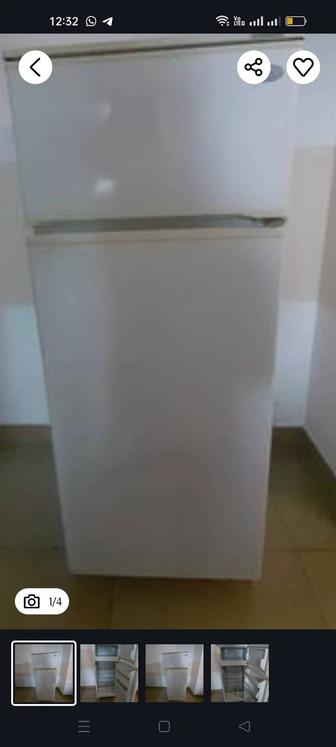 Продам холодильник