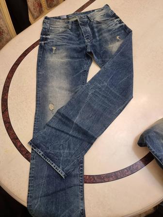 Джинсы мужские