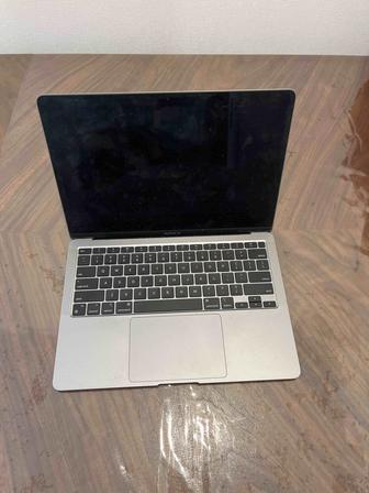 MacBook Air 13 M1 (2020) Отличное состояние!