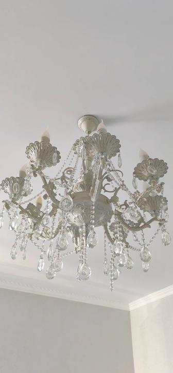 Люстра классическая