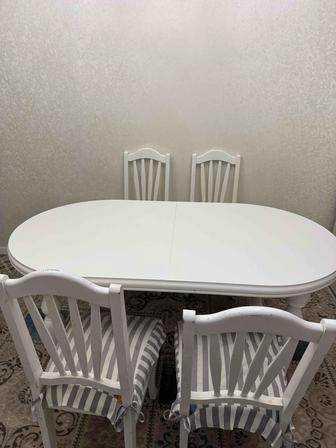 Кухонный овальный стол