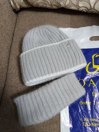 Продам шапку с шарфом