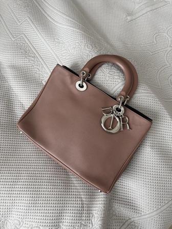 Сумка Christian Dior, модель Diorissimo